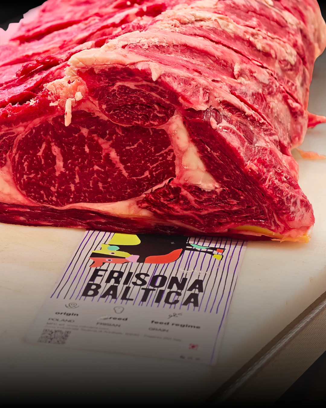 Taglio di Frisona baltica mostrato sul banco della Macelleria Pacilli