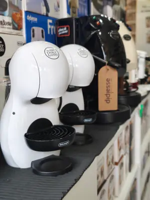 Macchine da caffè Dolce Gusto e Didiesse in esposizione